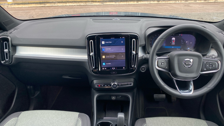 Volvo XC40 2.0 B3P Core 5dr Auto Petrol Estate